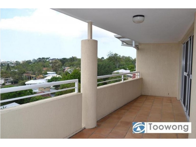 10/200 Swann Road, Taringa QLD 4068