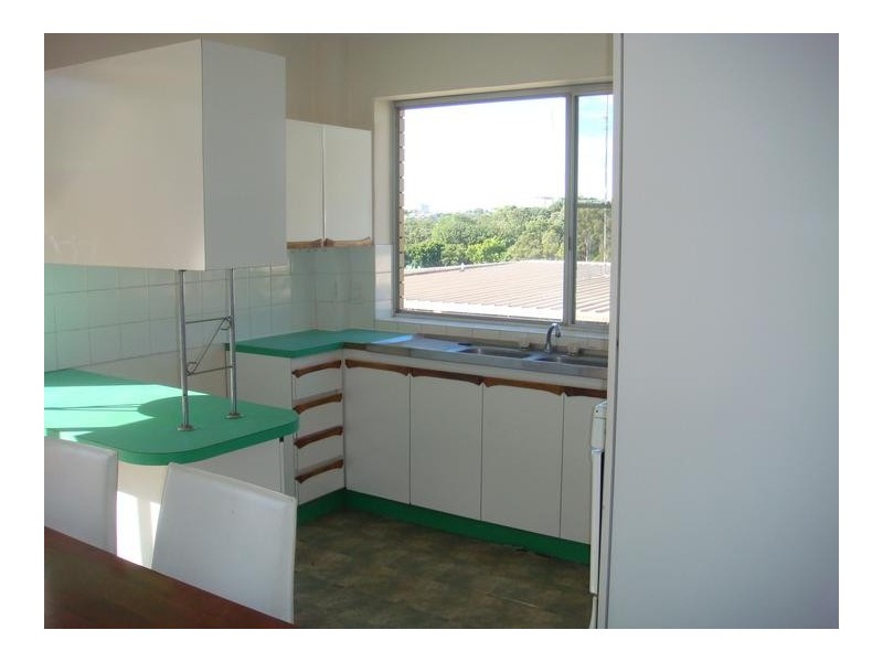 4/222 Carmody Road, St Lucia QLD 4067