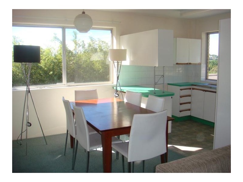 4/222 Carmody Road, St Lucia QLD 4067