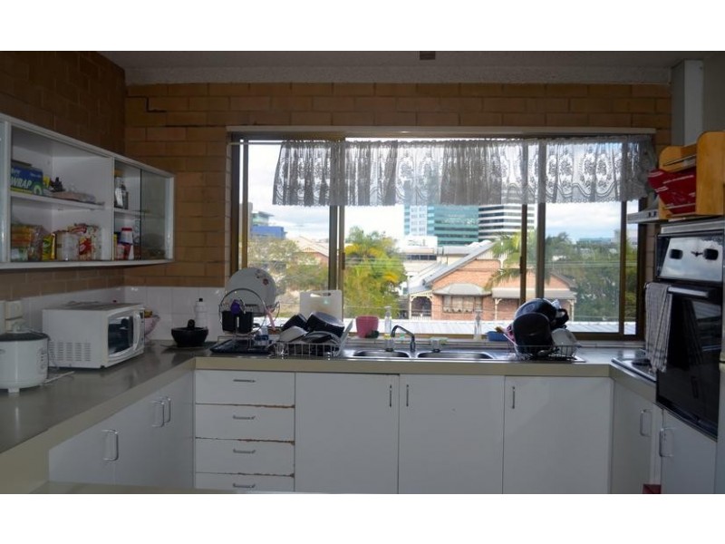 3/2 Sheehan Street, Milton QLD 4064