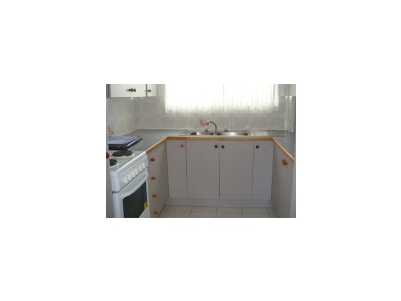 2/64 Wellington Street, Coorparoo QLD 4151