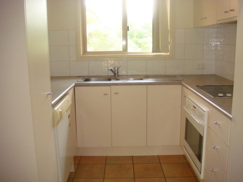 2/25 Dunmore Terrace, Auchenflower QLD 4066