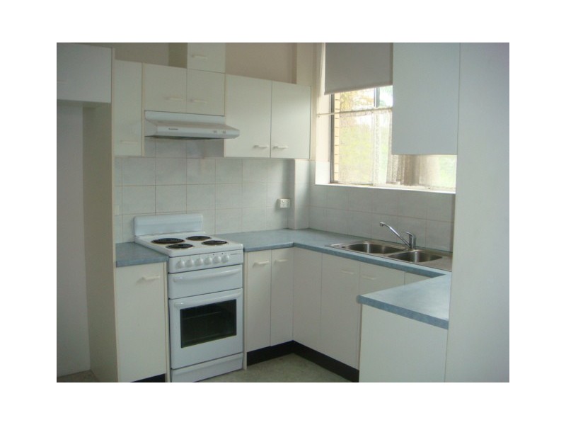 8/9 Norwood Street, Toowong QLD 4066