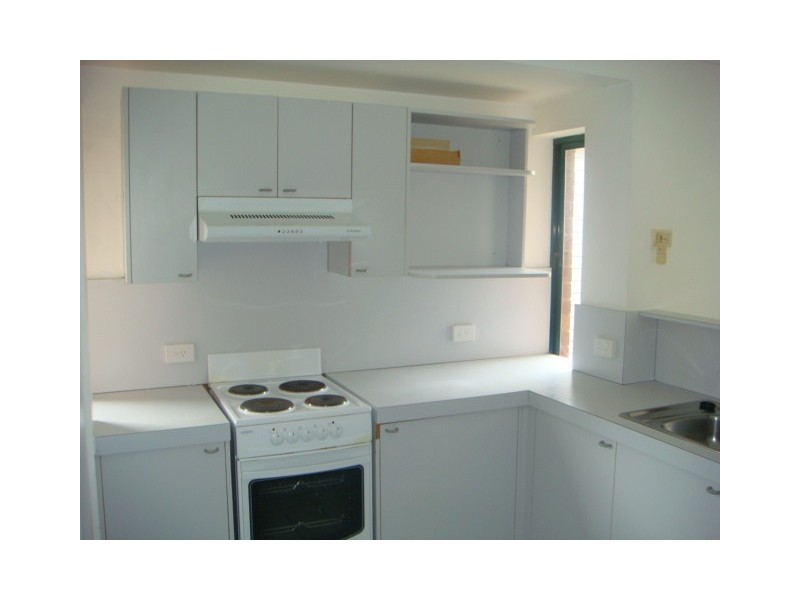 6/119 Munro Street, St Lucia QLD 4067