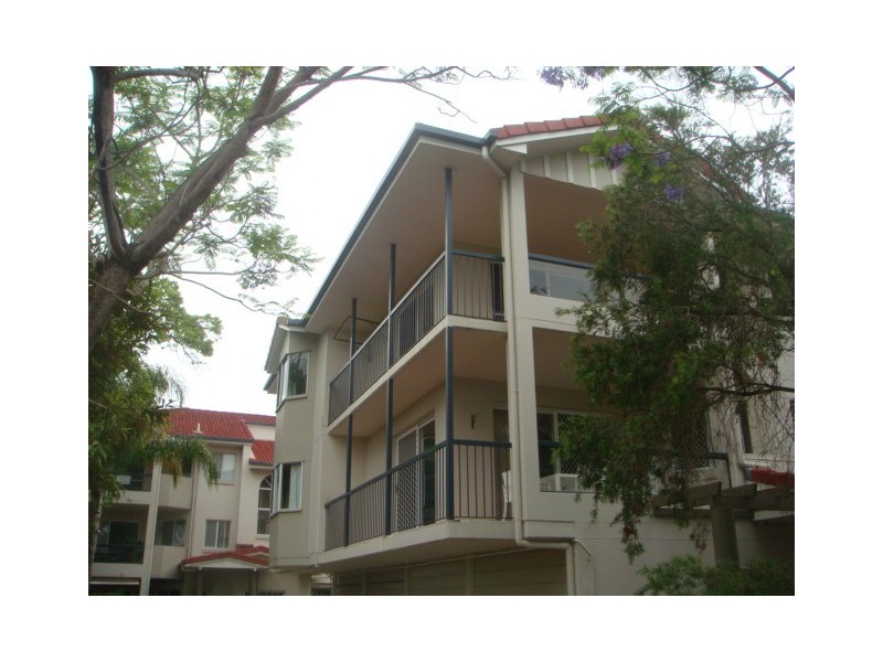 4/18 Augustus Street, Toowong QLD 4066