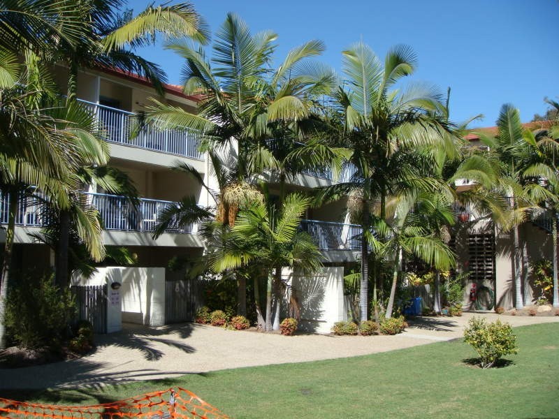 2 Waverley Road, Taringa QLD 4068