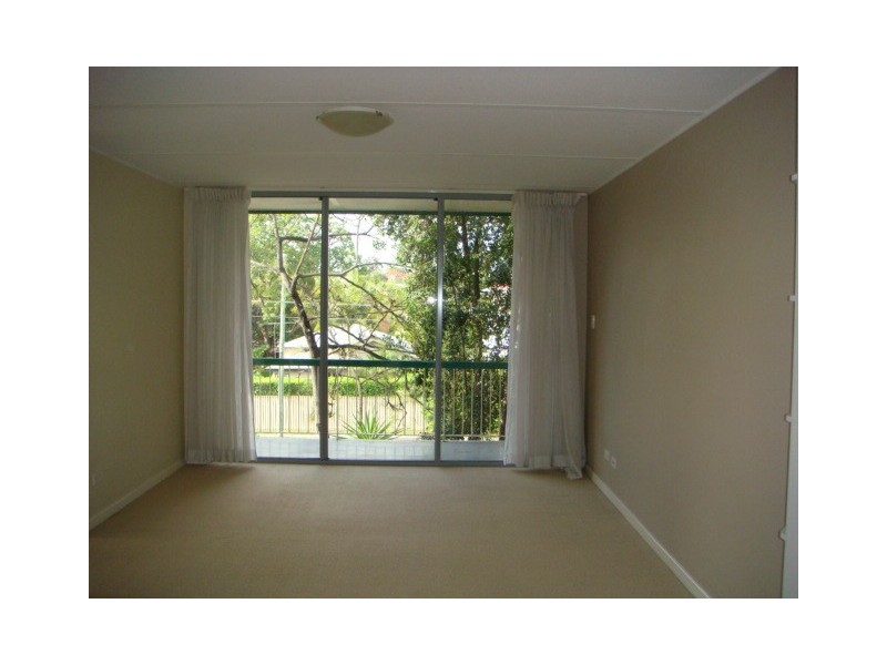 4/84 Sylvan Road, Toowong QLD 4066