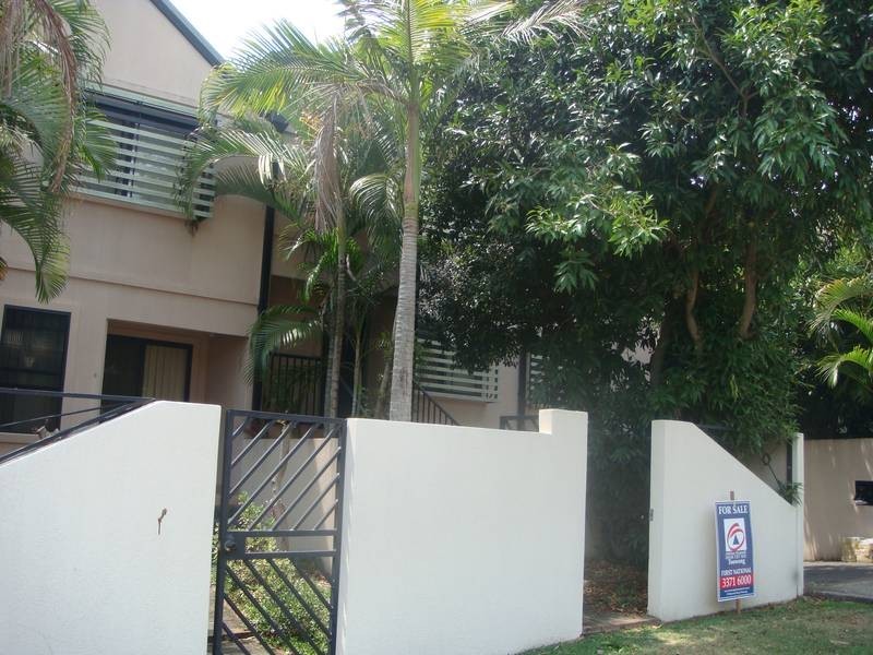 50 Durham Street, St Lucia QLD 4067