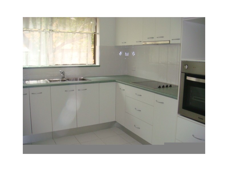 2/14 Lucinda Street, Taringa QLD 4068