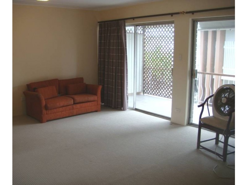 6 Grimes Street, Auchenflower QLD 4066