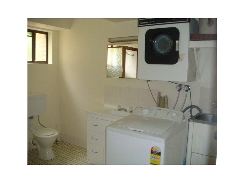 24/33 Bishop Street, St Lucia QLD 4067