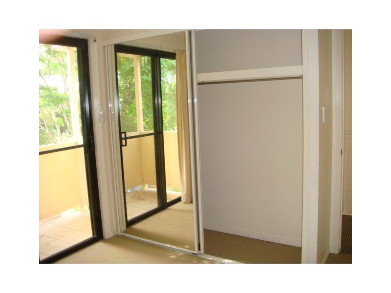 1/24 Manchester Terrace, Taringa QLD 4068