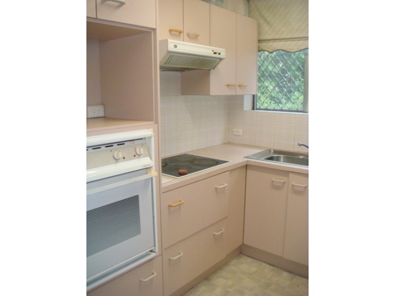 4/117 Clarence Road, Indooroopilly QLD 4068