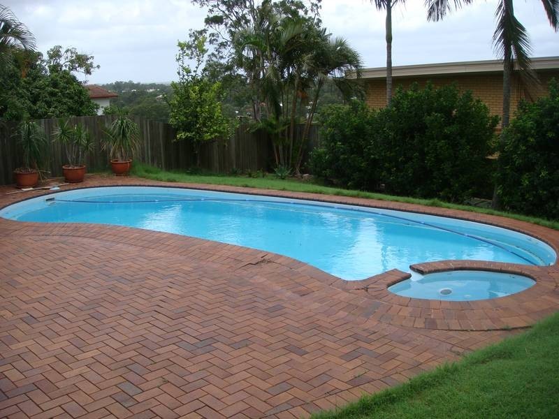 14 Bielby Road, Kenmore Hills QLD 4069