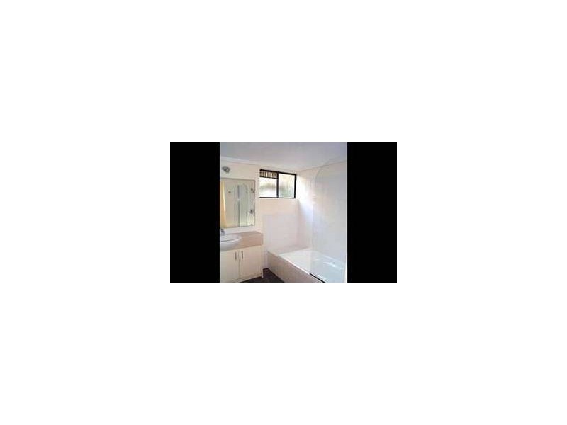 3/120 Central Ave, Indooroopilly QLD 4068