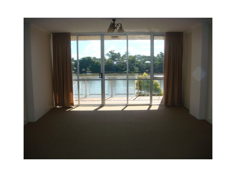 7/122 Macquarie Street, St Lucia QLD 4067