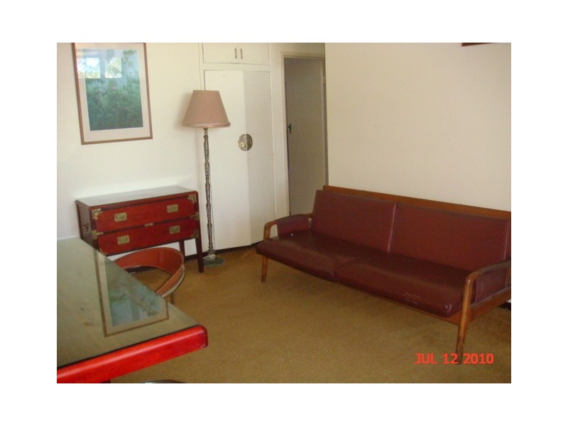 4/19 Lily Street, Indooroopilly QLD 4068