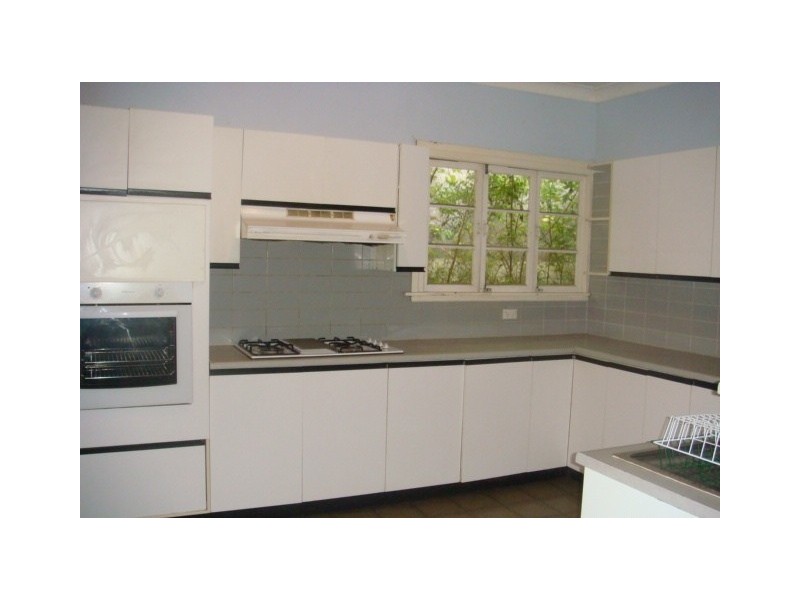 37 Victoria Street, Indooroopilly QLD 4068