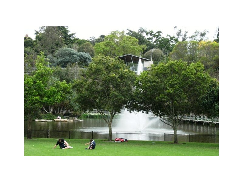 3 Parkland Blvd, Brisbane QLD 4000