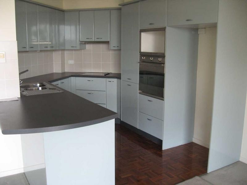 4/52 Bishop Street, St Lucia QLD 4067