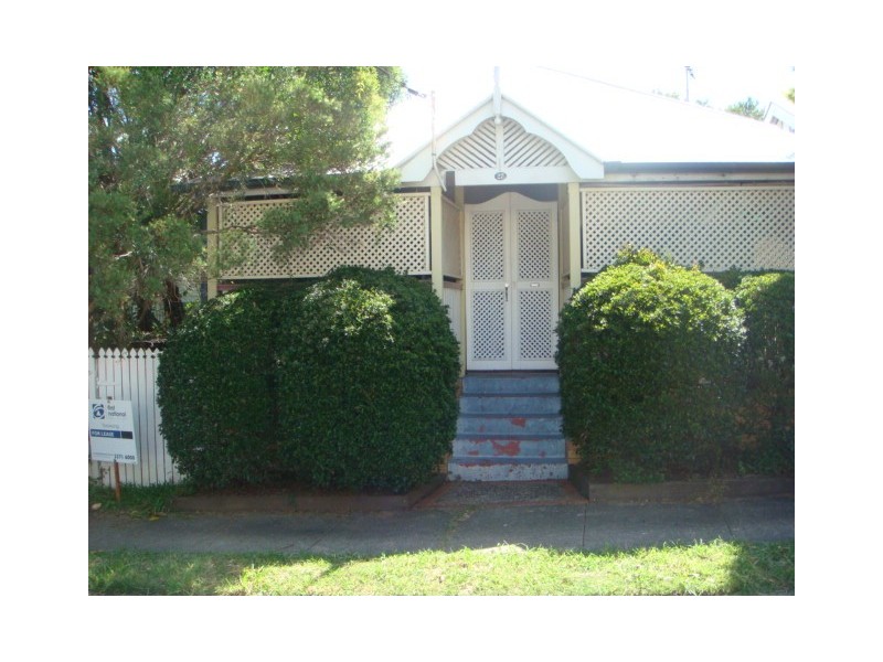 27 Isaac Street, Milton QLD 4064