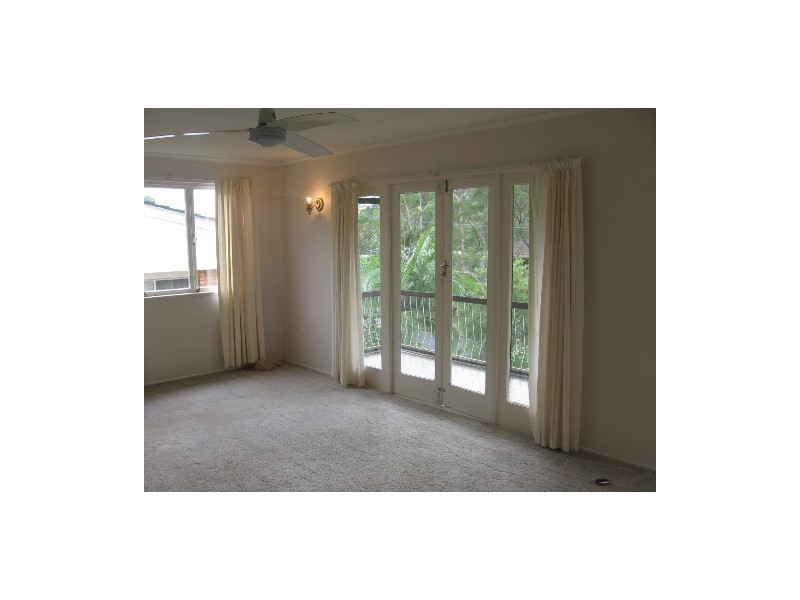 5 Dempster Street, Toowong QLD 4066