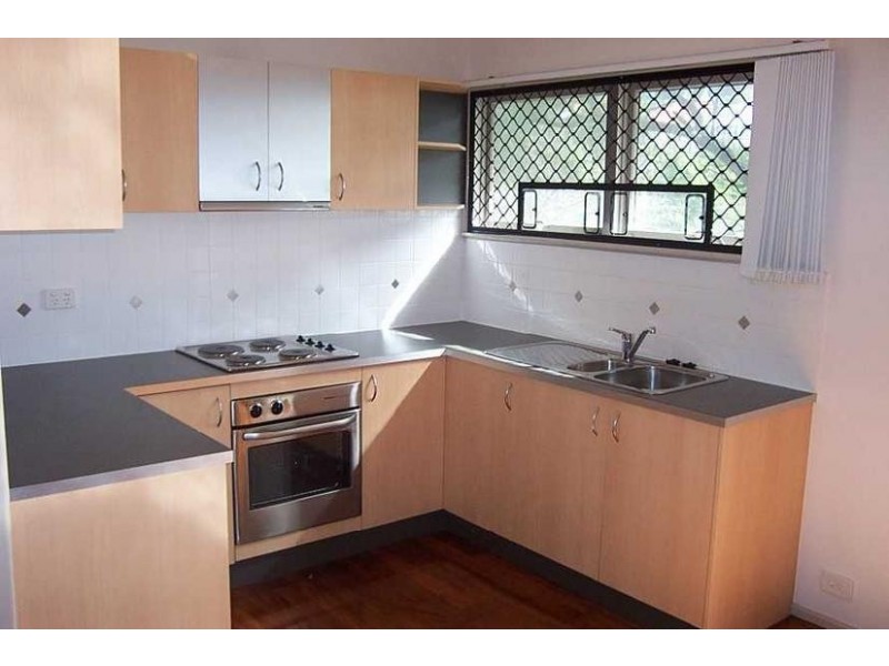 2/25 Young Street, Milton QLD 4064