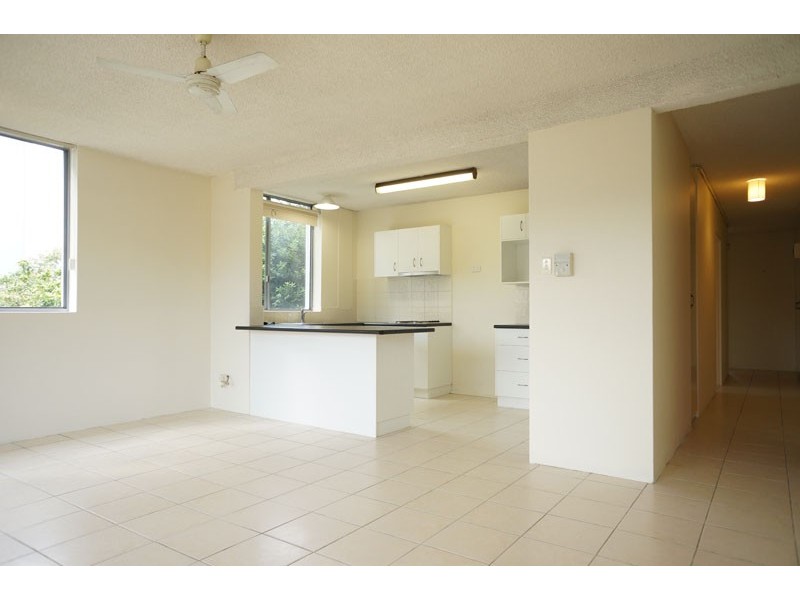 1/12 Underhill Avenue, Indooroopilly QLD 4068