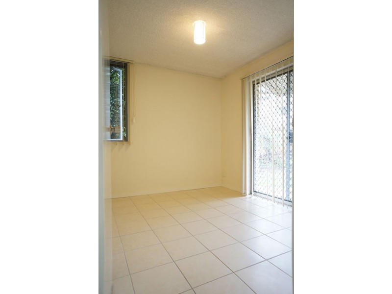 1/12 Underhill Avenue, Indooroopilly QLD 4068