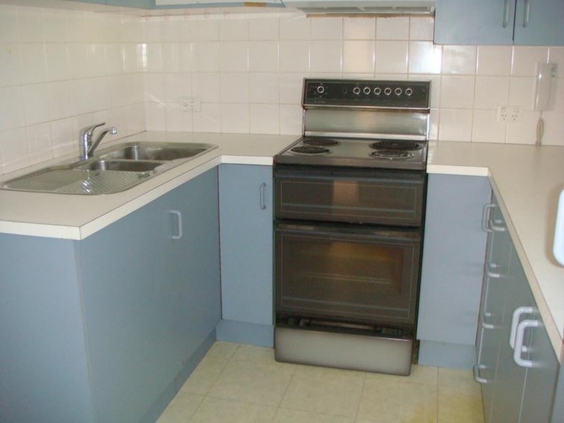 27/26 Carr Street, St Lucia QLD 4067