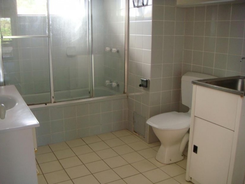 27/26 Carr Street, St Lucia QLD 4067