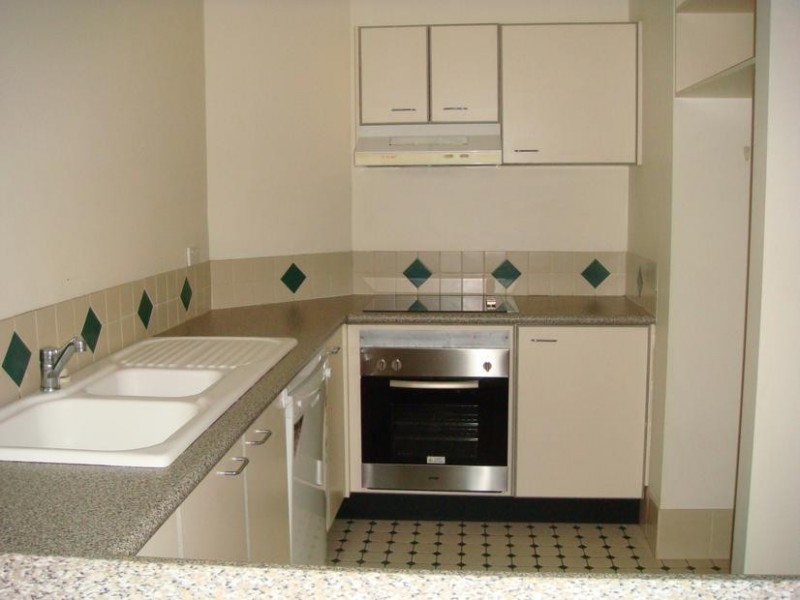 8/470 Milton Road, Auchenflower QLD 4066