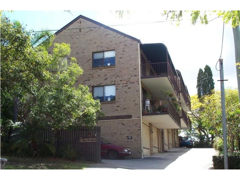 2/64 Sisley Street, St Lucia QLD 4067