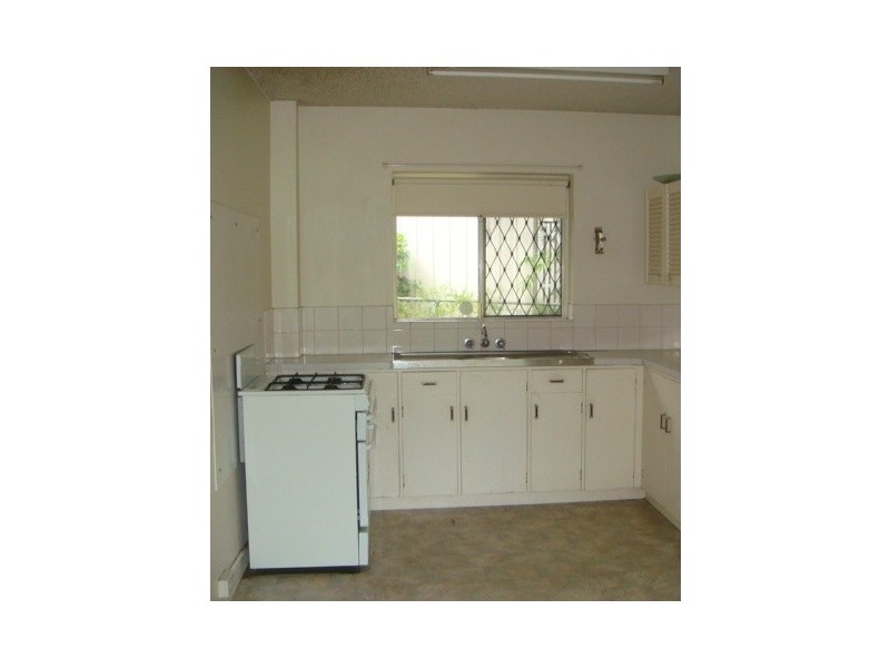 2/12 Stanley Street, Indooroopilly QLD 4068