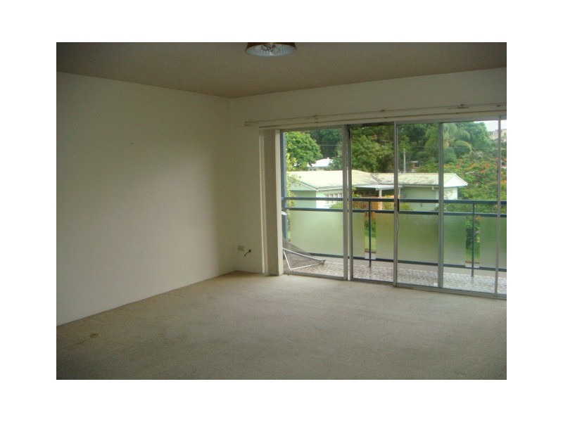 2/12 Stanley Street, Indooroopilly QLD 4068