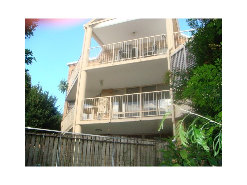 4/74 Kensington Terrace, Toowong QLD 4066
