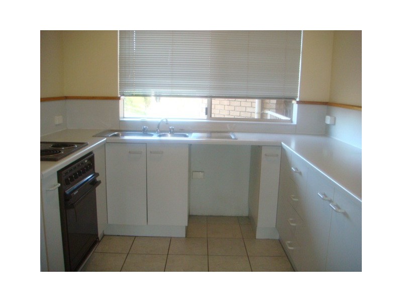 4/74 Kensington Terrace, Toowong QLD 4066