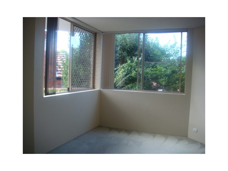 4/74 Kensington Terrace, Toowong QLD 4066