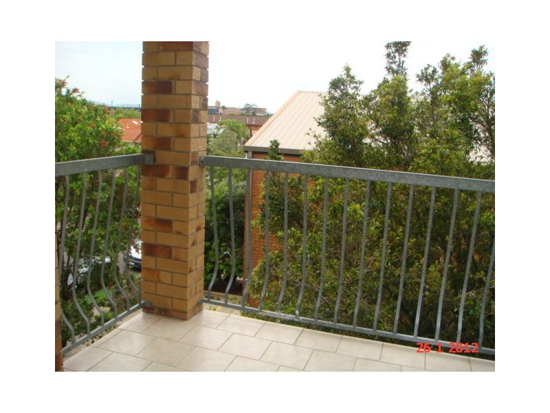 1/64 Wellington Street, Coorparoo QLD 4151