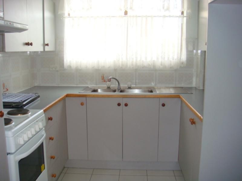 1/64 Wellington Street, Coorparoo QLD 4151