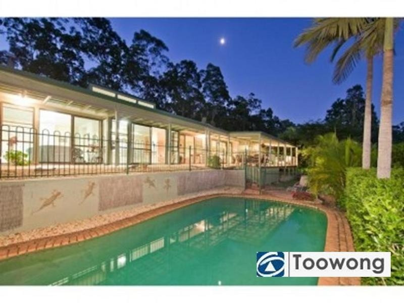 86 Carinya Street, Indooroopilly QLD 4068