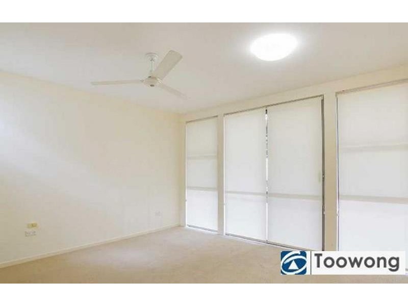 86 Carinya Street, Indooroopilly QLD 4068