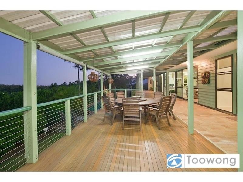 86 Carinya Street, Indooroopilly QLD 4068