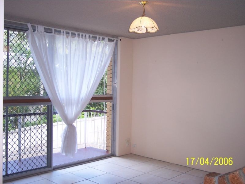 1/9 Broomfield Street, Taringa QLD 4068