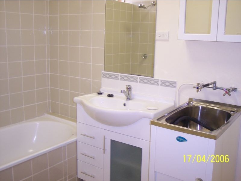 1/9 Broomfield Street, Taringa QLD 4068