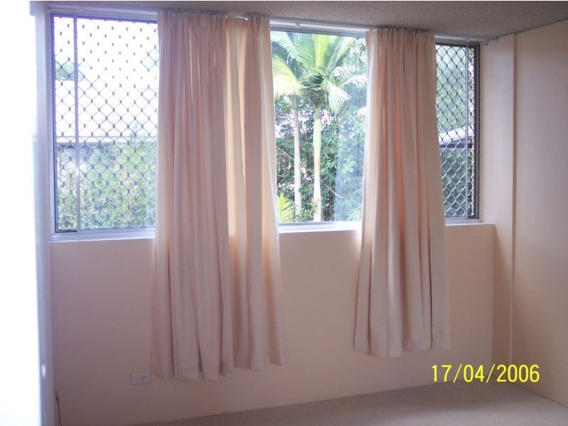 1/9 Broomfield Street, Taringa QLD 4068