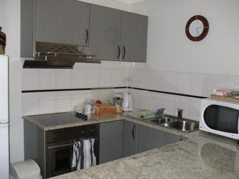 10/70 Lang Pde, Auchenflower QLD 4066