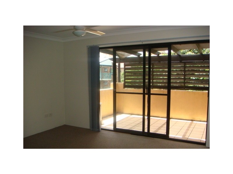 10/70 Lang Pde, Auchenflower QLD 4066