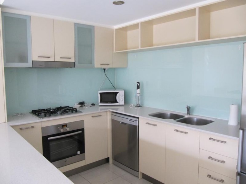 5/221 Sir Fred Schonell Drive, St Lucia QLD 4067