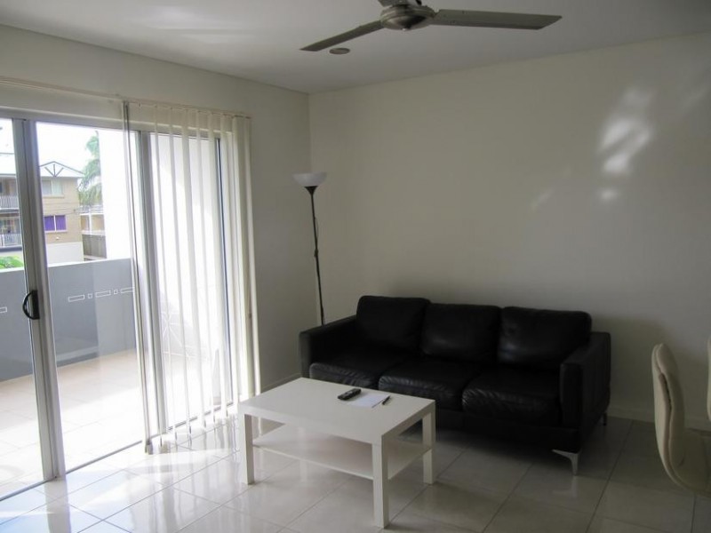 5/221 Sir Fred Schonell Drive, St Lucia QLD 4067